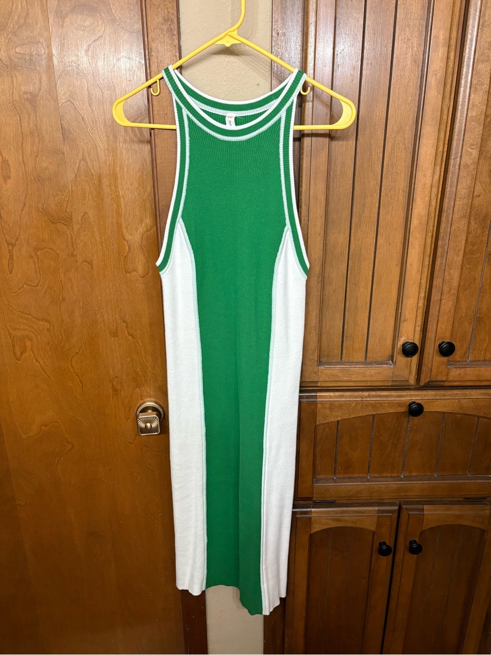 Green and White Sleeveless Knit Midi Dress